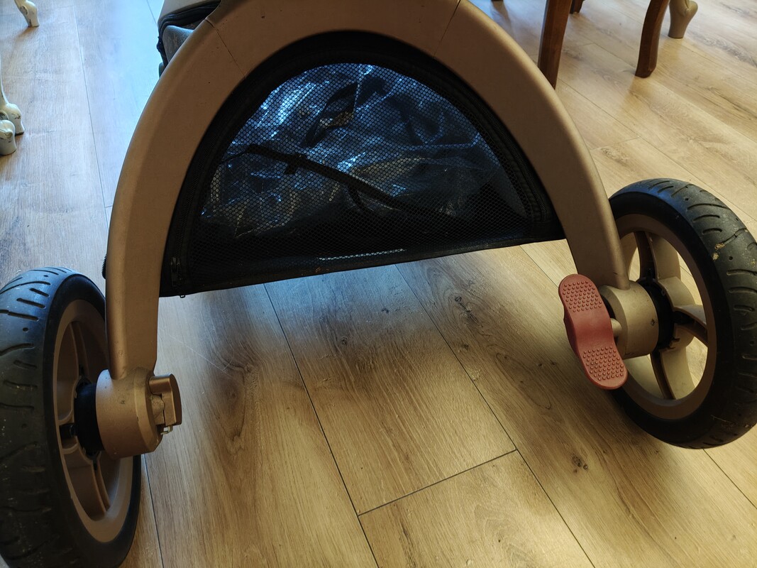 Elbląg Sprzedam zadbany wózek głęboki. Wózek do odbioru osobistego na terenie Elbląga