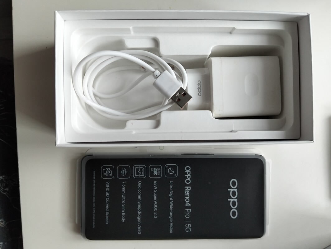 Elbląg Smartfon Oppo Reno 4 Pro - stan idealny