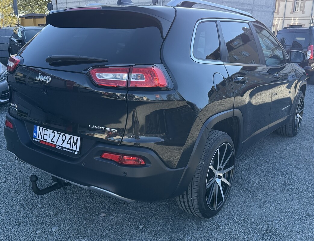 Elbląg Auto Leew LEWANDOWSKI Kupujemy i Sprzedajemy tylko dobre auta Za auta z Polskiego Salonu Płacimy Najwięcej JEEP