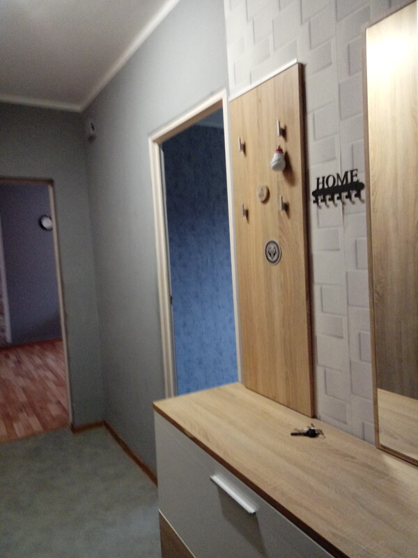 Elbląg Wynajmę dwupokojowe mieszkanie o powierzchni 48 m kw. przy ul. Szarych Szeregów w Elblągu. Koszt wynajmu 1700