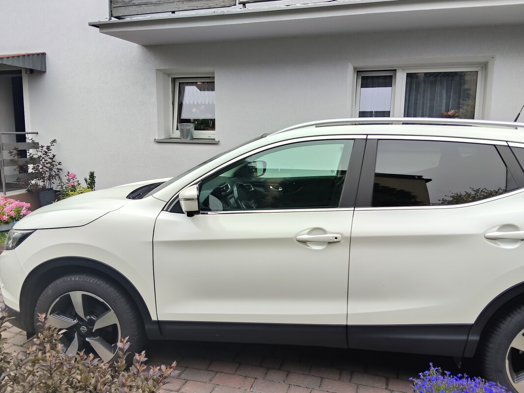 Elbląg Sprzedam Nissan Qashqai Tekna J11 1,2 2015 r. świeżo po wymianie rozrzadu. Stan licznika 115000.Zadbany bogato
