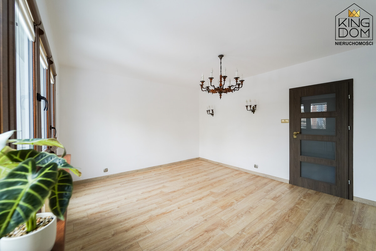 Elbląg 👑🏠 KINGDOM 🏠👑NIERUCHOMOŚCI BLISKO CIEBIE DUŻA KAWALERKA Z