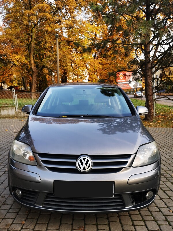 Elbląg Golf Plus z silnikiem 1.4 w gazie. 
Auto wygodne i ekonomiczne. Uzywane na co dzień, jeździ bez problemów.