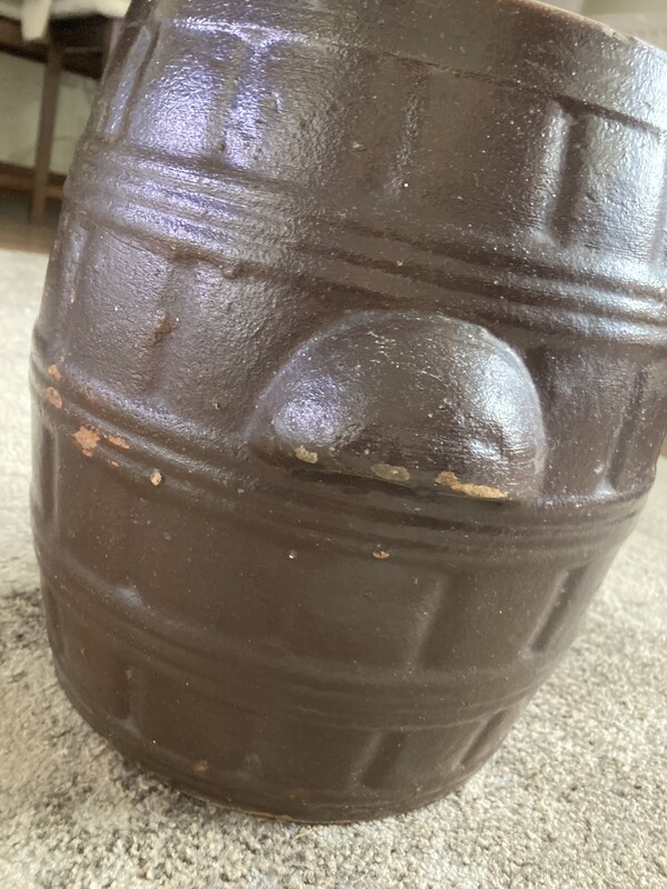 Elbląg Sprzedam 7l beczkę kamionkę w bardzo dobrym stanie. Beczka posiada 2 uchwyty. Idealna do kwaszenia kapusty.