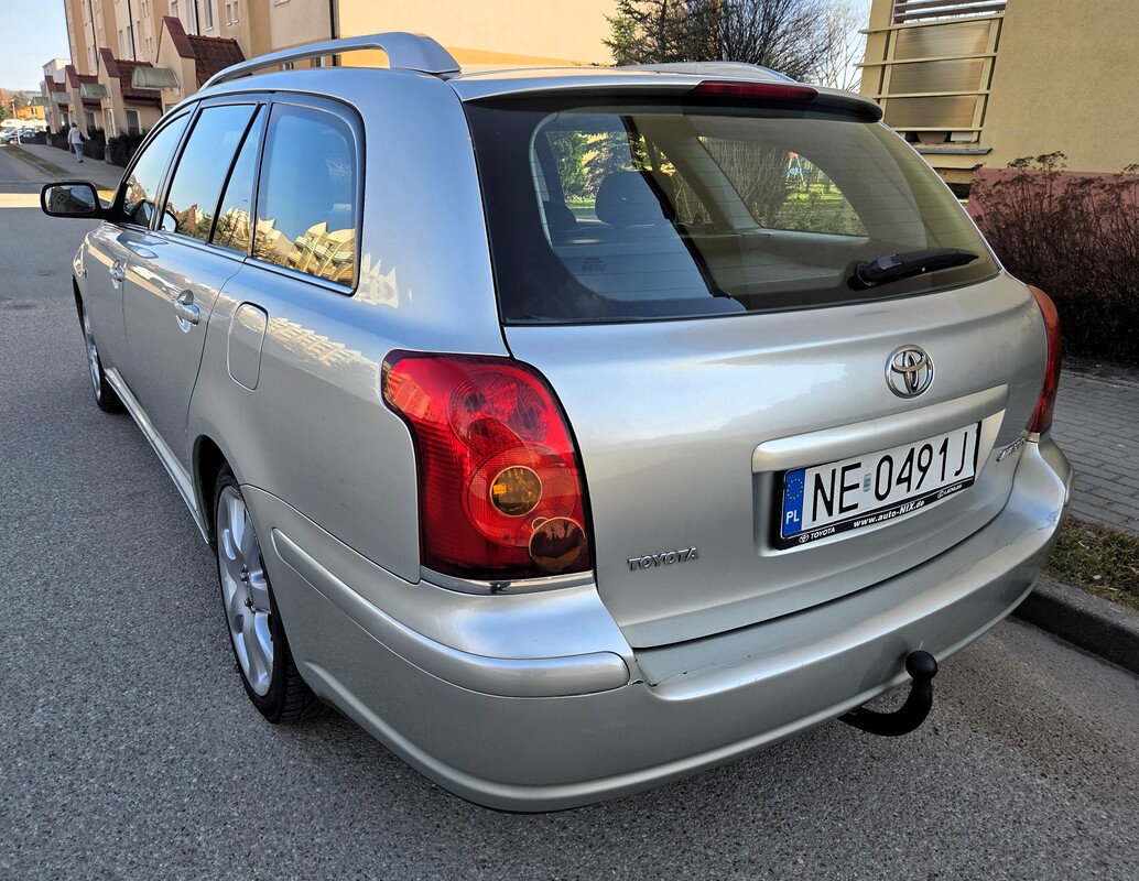Elbląg Toyota Avensis 2.0Benzynka 146KM Bogata Wersja Wyposażenia 2004Rok Gaz Sekwencja 2031R-Klimatronik