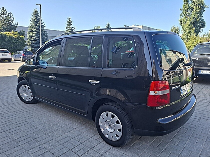 Elbląg VW TOURAN1.6 BenzynaZadbanyRodzinnyDługo opłatyNowy Rozrząd