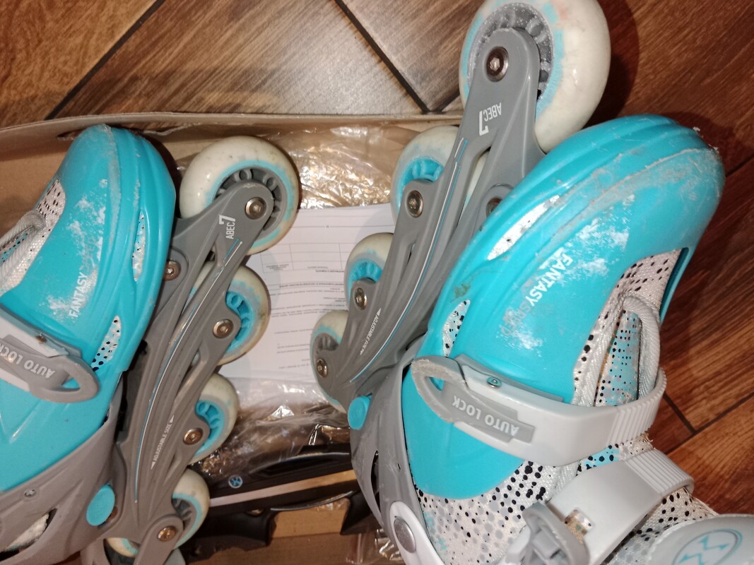 Elbląg Sprzedam niebieskie łyżworolki 4w1 (wrotki, łyżwy, łyżworolki, rolko-wrotki), rozmiar 35-38 (długość wkładki