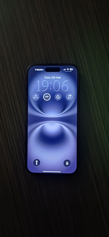 Elbląg Witam na sprzedaż mam iphone 16 256 GB w stanie idealnym stan bateri 92 procent czarny kolor naklejona folia od