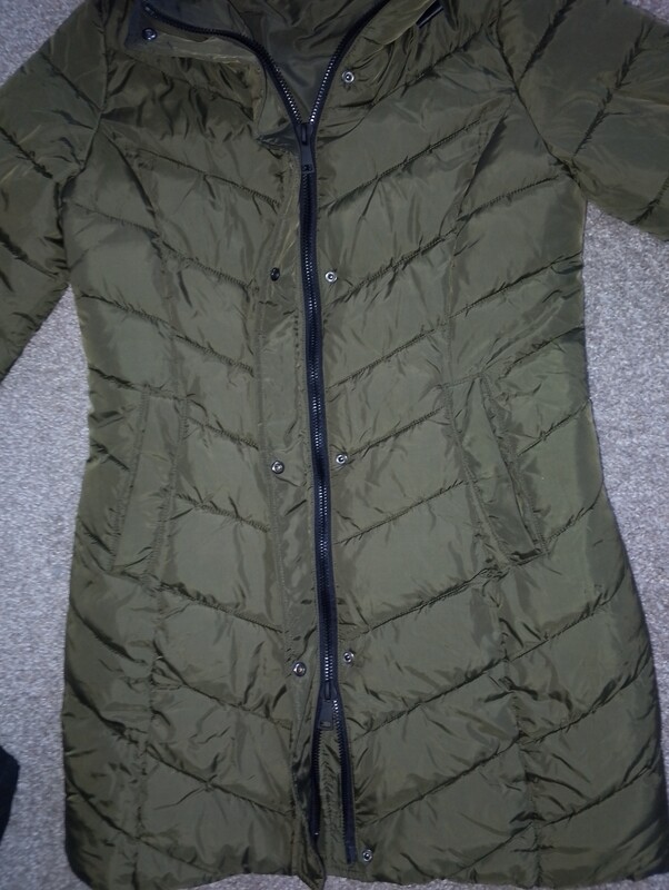 Elbląg Sprzedam:
* Buty dla chłopca r. 36 dł. wkładki 23.9 Lasocki stan bardzo dobry -50 zł
* Kurtka r. M firmy