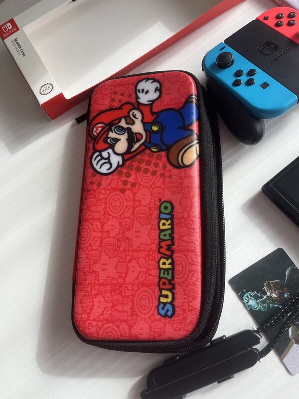 Elbląg 🎮 Sprzedam zestaw Nintendo Switch Oled.
Konsola działa bez zastrzeżeń.
✅ W skład zestawu