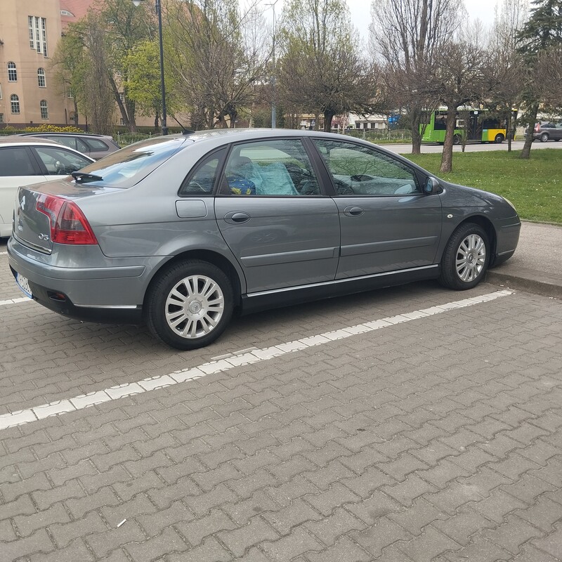 Elbląg Sprzedam Zadbanego
CITROENA C5 - z Doskonałym Silnikiem - 2.O HDI.
Kolor - GRAFIT METALIC.
Super TAPICERKA