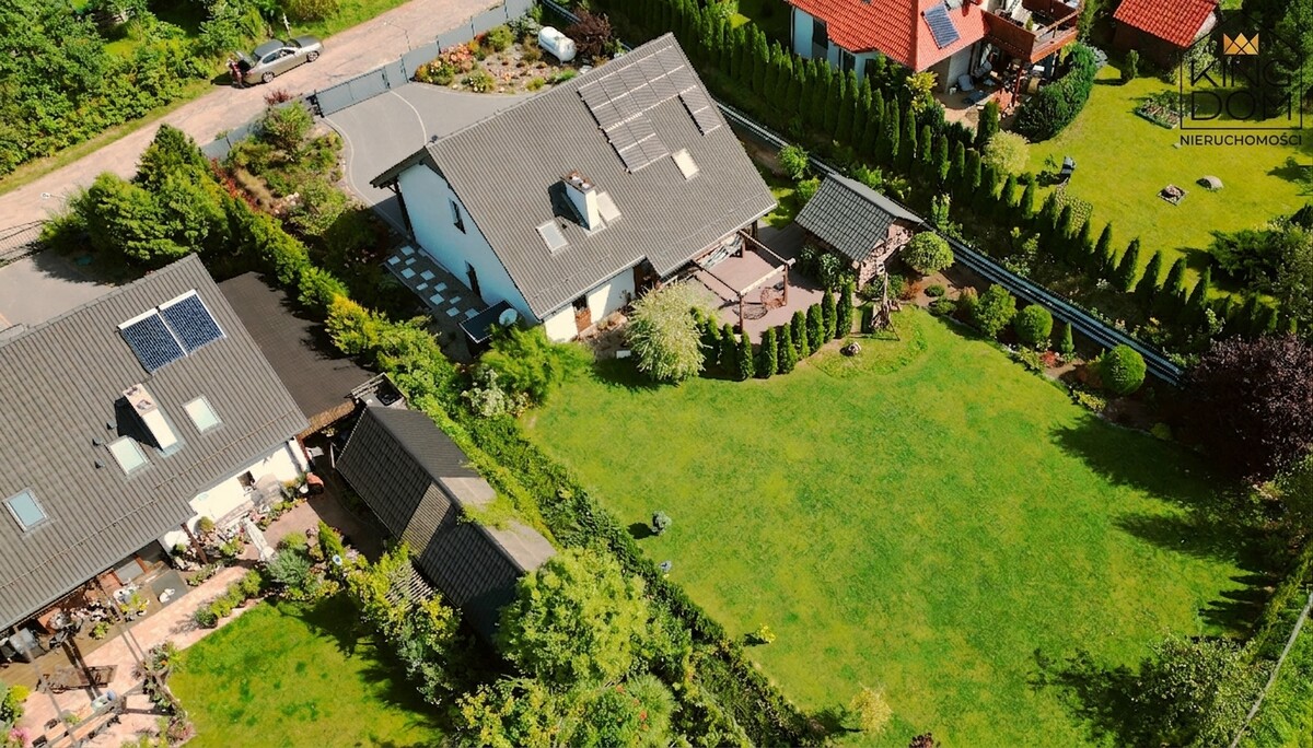 Elbląg KINGDOM NIERUCHOMOŚCI BLISKO CIEBIENOWOCZESNY, WOLNOSTOJĄCY DOM Z GARAŻEMNA ŁADNIE ZAGOSPODAROWANEJ