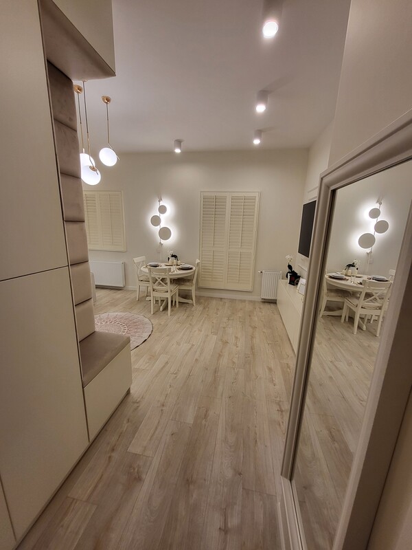 Elbląg Ciche mieszkanie 2-pokojowe w Elblągu, Regal Park 45 m2,1 piętro, z bardzo dużym tarasem, który ma aż 28