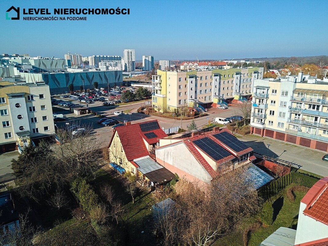 Elbląg LEVEL NIERUCHOMOŚCIWielofunkcyjny dom w mieścieul. Żyrardowska NIERUCHOMOŚCI NA POZIOMIE
