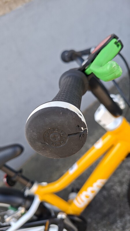 Elbląg Sprzedam rower Woom 2 z błotnikami i stopką. Stan bardzo dobry, delikatnie ślady użytkowania.
Możliwość