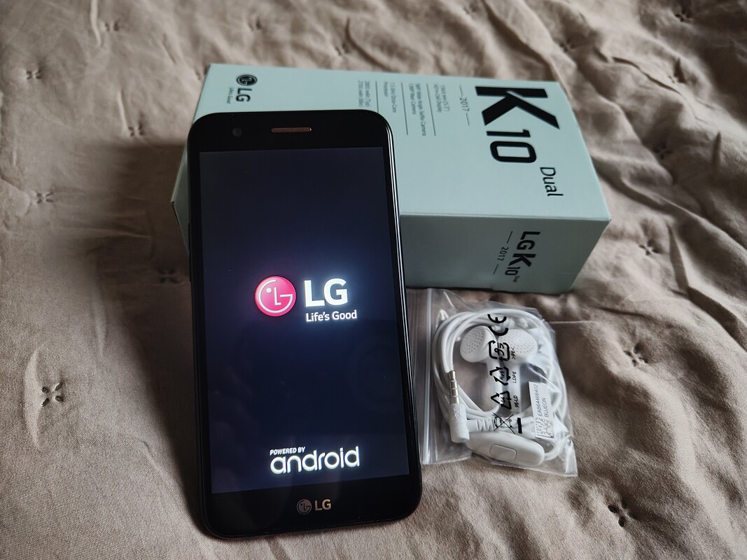 Elbląg Sprzedam 
LG K10 2017 DS z pudełkiem i słuchawkami
Telefon bez blokad/ kont/haseł itp
Sprawny, zadbany, ekran