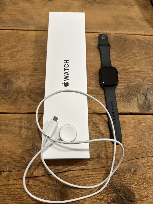 Elbląg Apple Watch SE 44mm SG Alu Midnight Sport Band GPS Space Gray