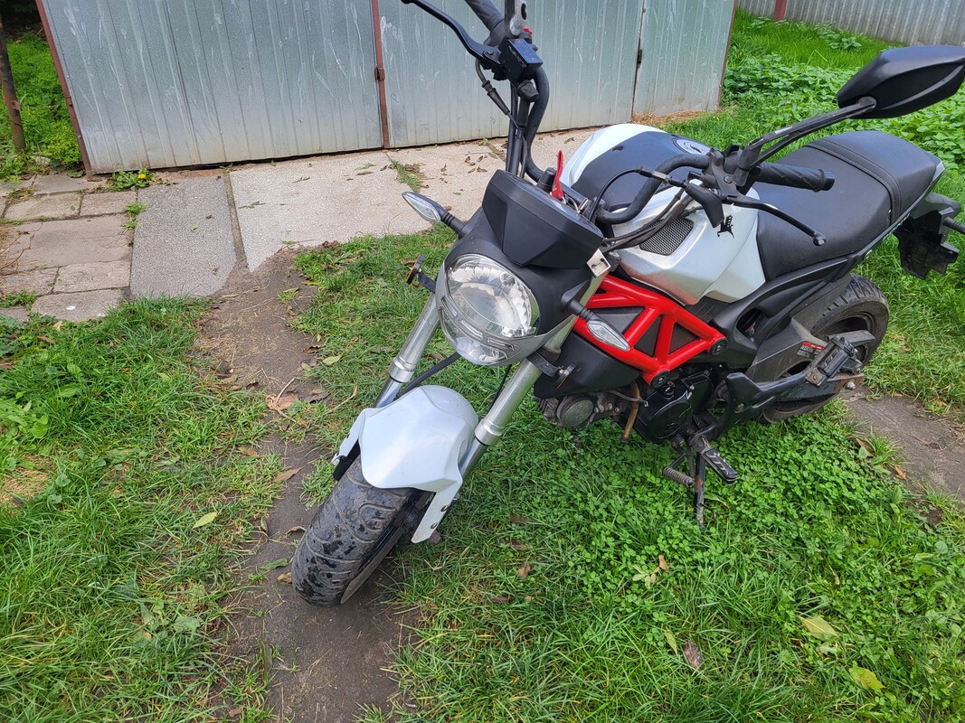 Elbląg Sprzedam motorower ROMET PONY50.Rok produkcji 2018.Wazne badanie techniczne do27.06.2027.ubezpieczenie do