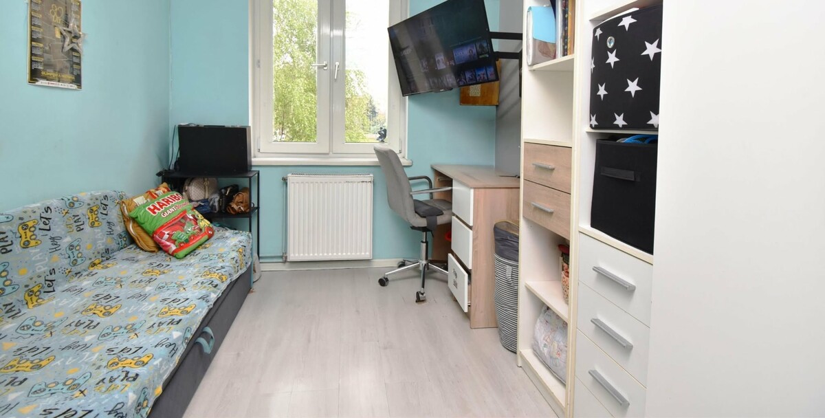 Elbląg DOM NIERUCHOMOŚCIOFERUJEMY NA SPRZEDAŻMIESZKANIE 2 POKOJOWEPow 30 m2Ul. RobotniczaKUP MIESZKANIE BEZ WKŁADU