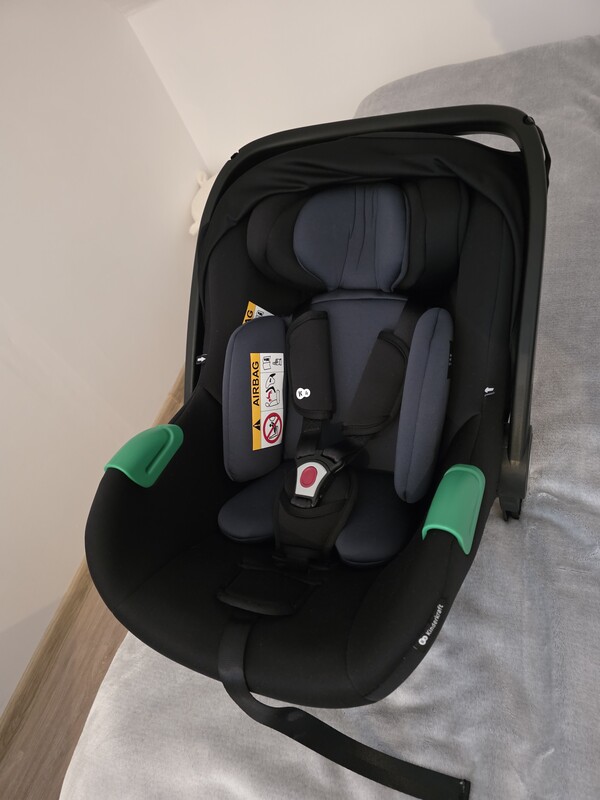 Elbląg Sprzedam- wózek 3w1 marki Kinderkfraft, używany. Doskonały wybór dla aktywnych rodziców, zapewniający wygodę i