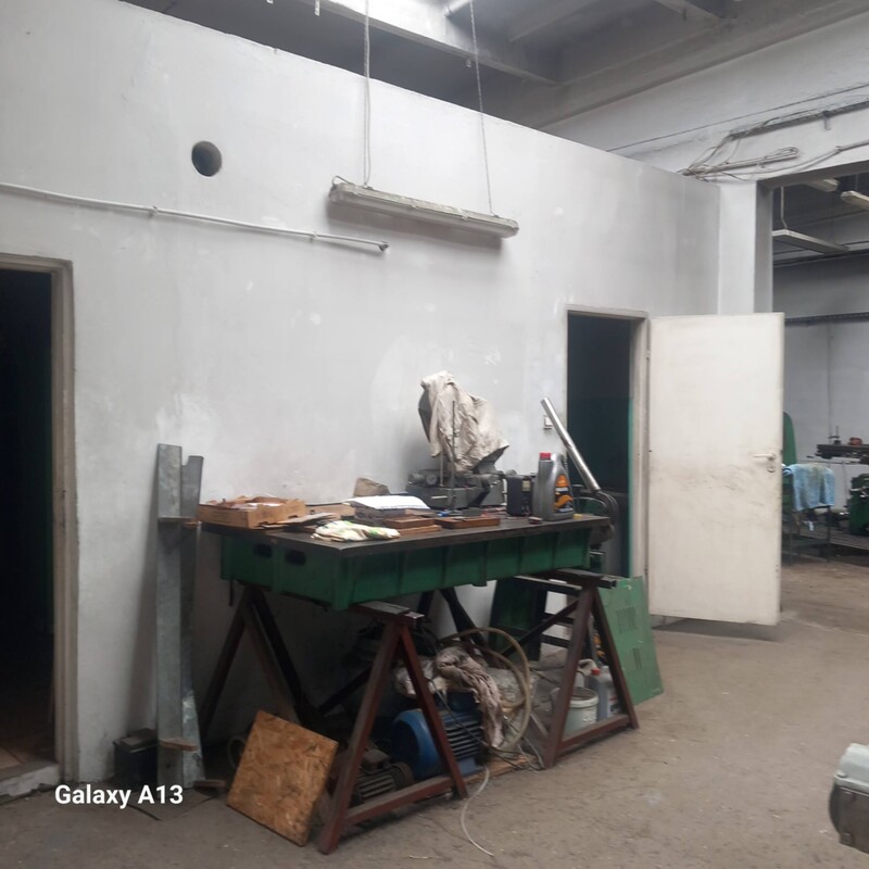 Elbląg Wydzierżawię halę o łącznej powierzchni 600 mkw. Obiekt jest bardzo dobrze skomunikowany z centrum miasta, b.