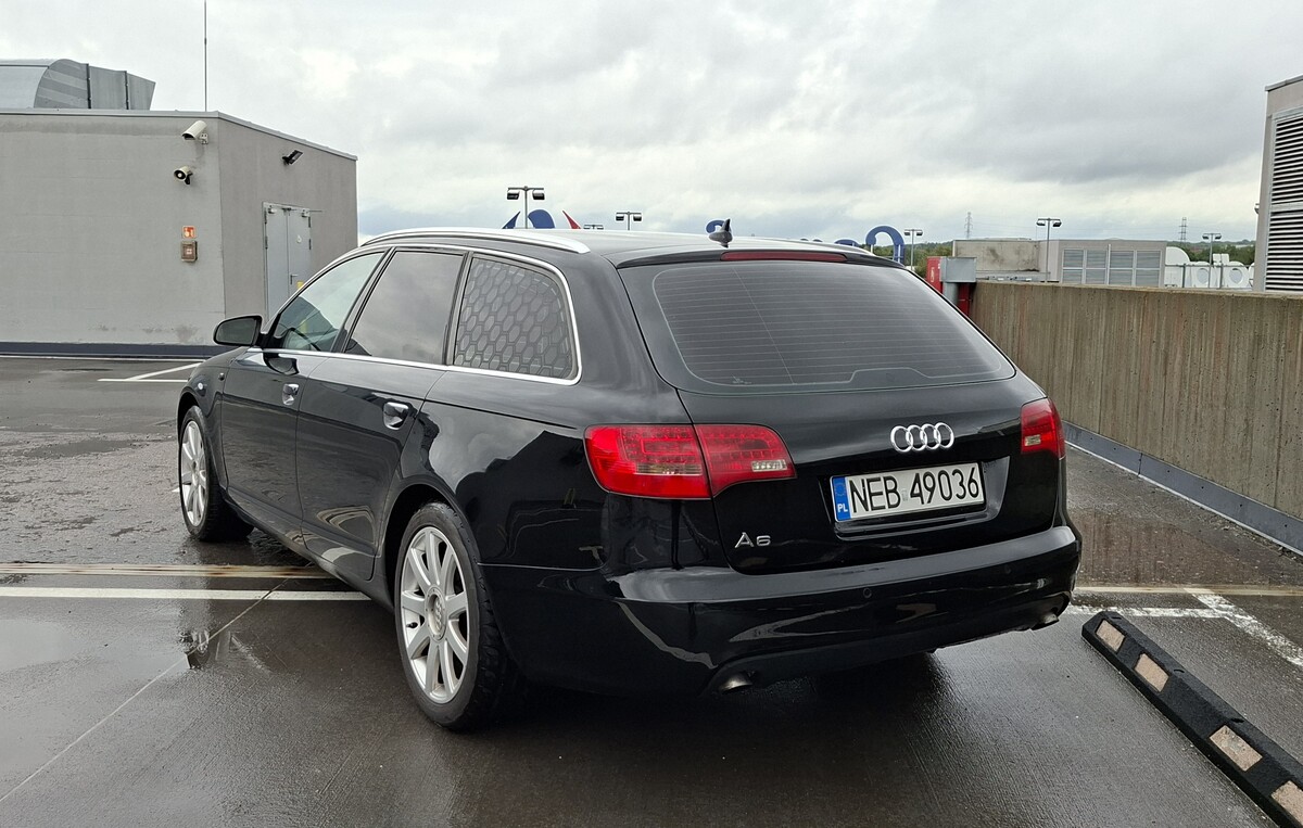 Elbląg Audi A6 C6 2006rok, 2.0 TDI 140koni. Przebieg 379tys km Samochód zadbany, w moim posiadaniu 8 lat. 2 komplety