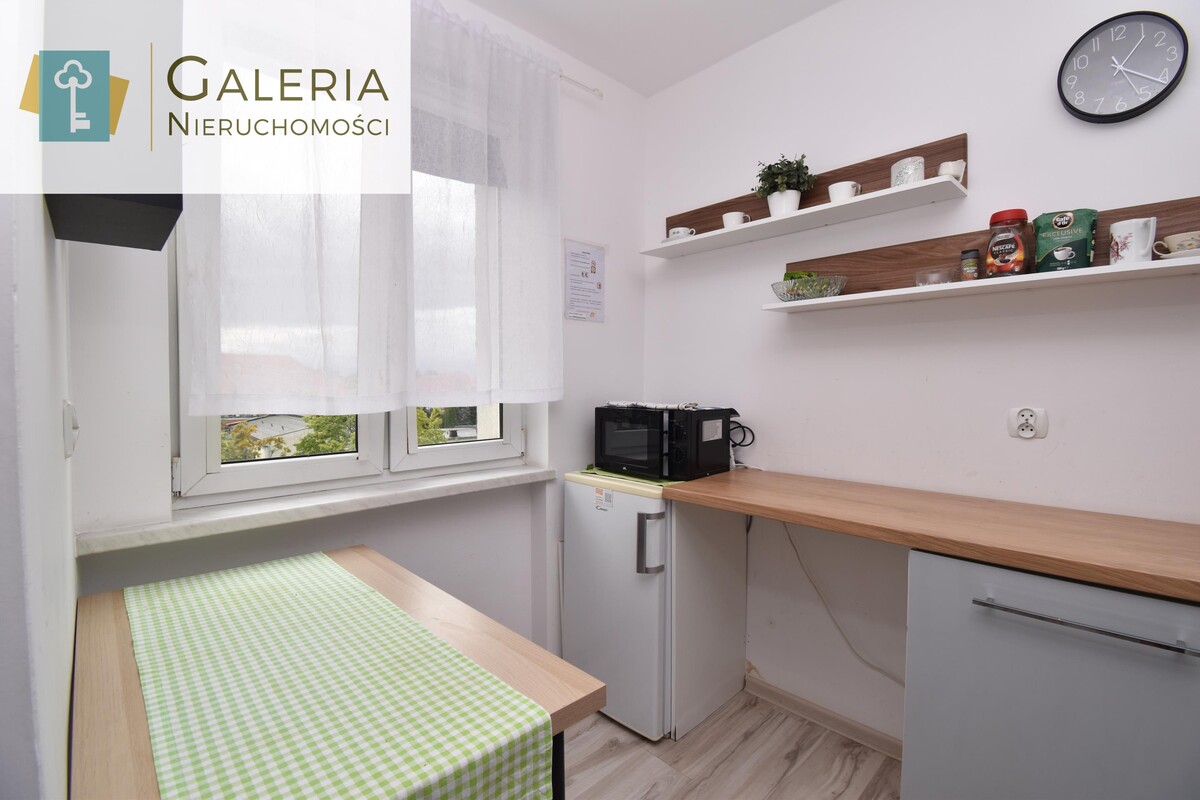 Elbląg GALERIA NIERUCHOMOŚCIZ pasji i miłości do nieruchomościNa sprzedaż: Kawalerka z oddzielną jasną kuchnią na II