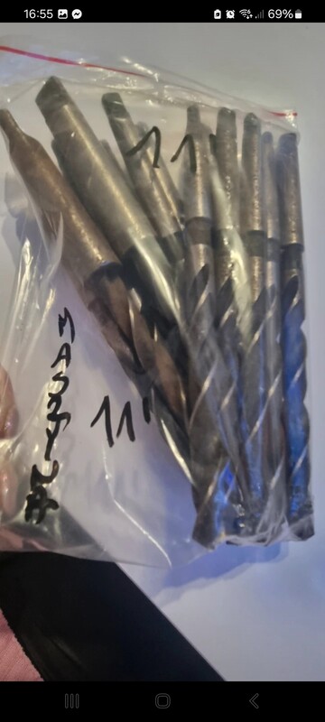 Elbląg Witam posiadam na sprzedaż duże ilości wiertla do betonu do metalu do maszyn pilniki różne. Gwintowniki różnego