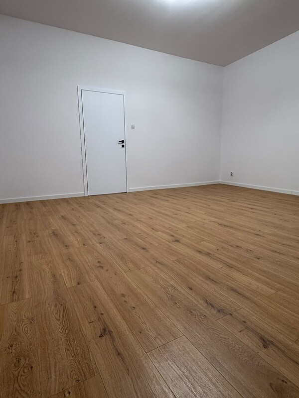 Elbląg Mieszkanie po generalnym remoncie 75.50m2 ul. Królewiecka Elbląg 656 095 zł (8690 zł za m2)