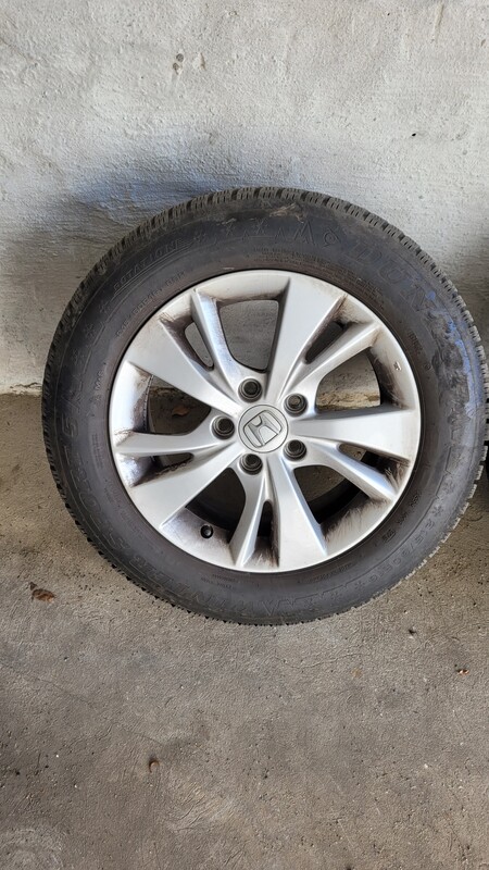 Elbląg Felgi 7x16 5x114,3 ET55 (opony 215/60 R16)