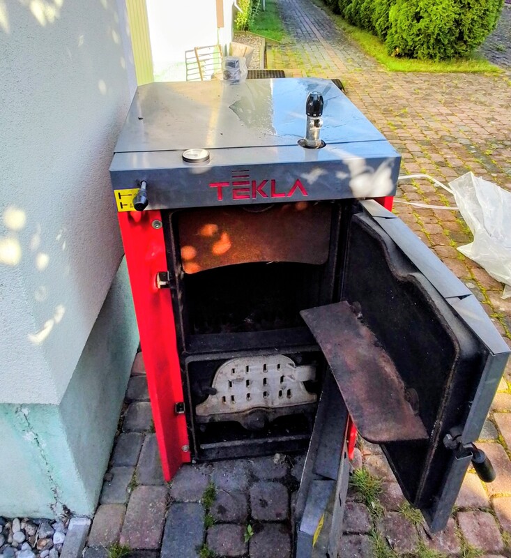 Elbląg Tanio sprzedam kocioł na paliwo stałe firmy Tekla, Kocioł z serii Tytan o mocy nominalnej-węgiel 27 kW,