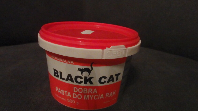 Elbląg witam sprzedam karton pasty BHP do mycia rąk z dodatkiem gliceryny. w kartonie jest 12 szt. x 500g cena 5 zł