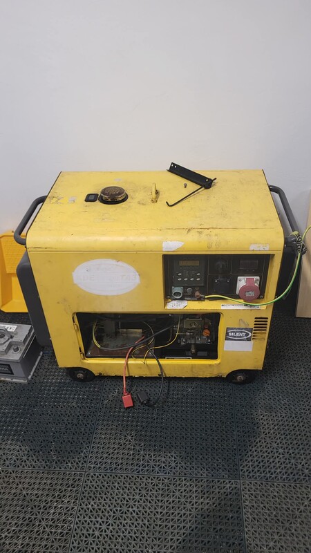 Elbląg Sprzedam agregat prądotwórczy 5kW KIPOR Napędzany dieslem 347 przepracowanych motogodzin Cena 1500 zł do