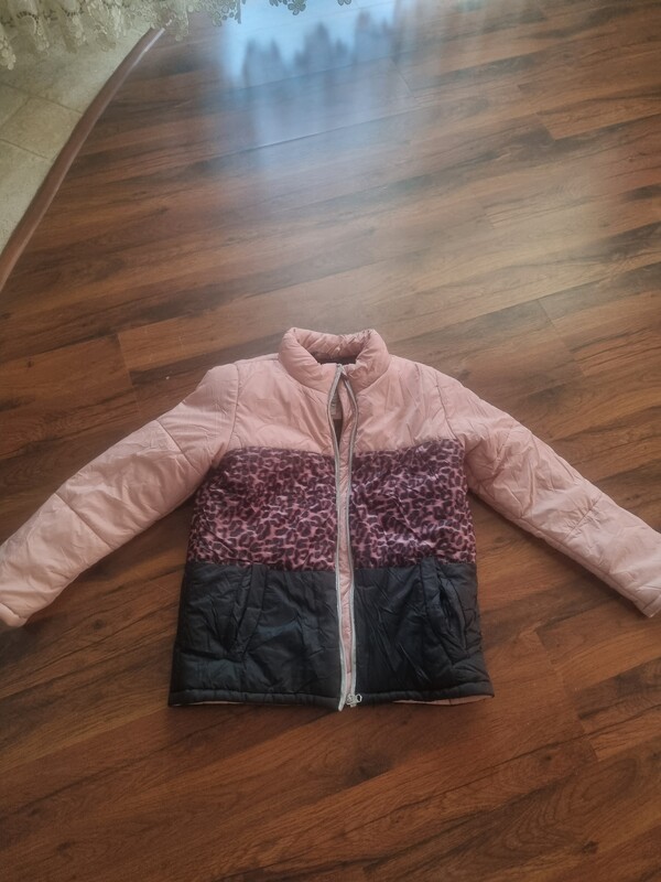 Elbląg Sprzedam modną kurtkę dla dziewczynki na zimę 158cm, stan bardzo dobry, zadbana, czysta, ubrana 2 razy. Cenna