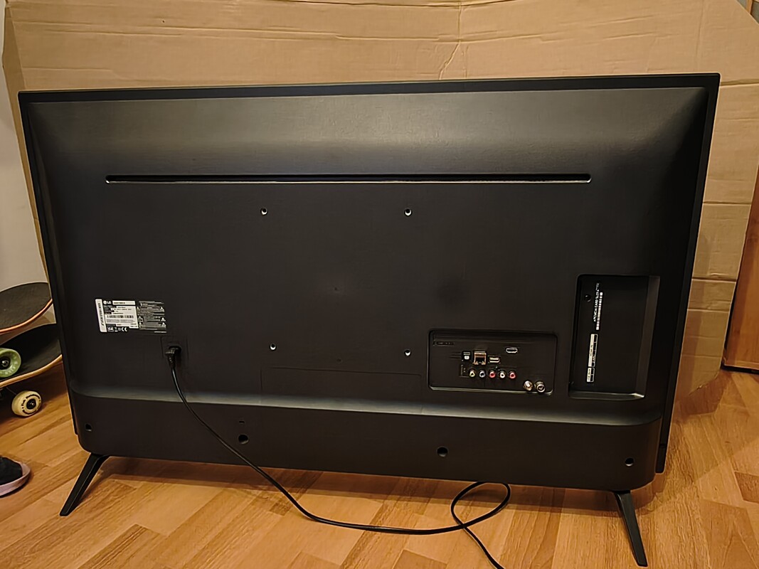 Elbląg Sprzedam telewizor LG 43UN71003LB z 2021r. z awarią podświetlenia matrycy (prawdopodobnie przepalone soczewki