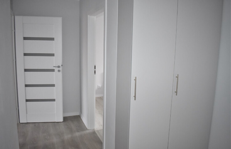 Elbląg Wynajmę mieszkanie od zaraz:- dwa pokoje - umeblowane- centrum miasta