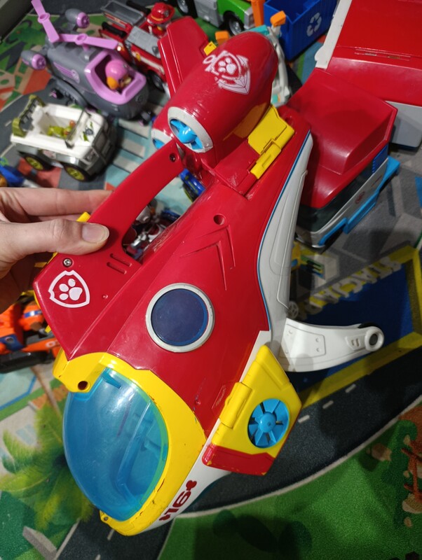 Elbląg Sprzedam zestaw Psi patrol. BRAK PATROLOWCA. łódź podwodna, zestaw piesków z autami. Cena za całość. Wszystko