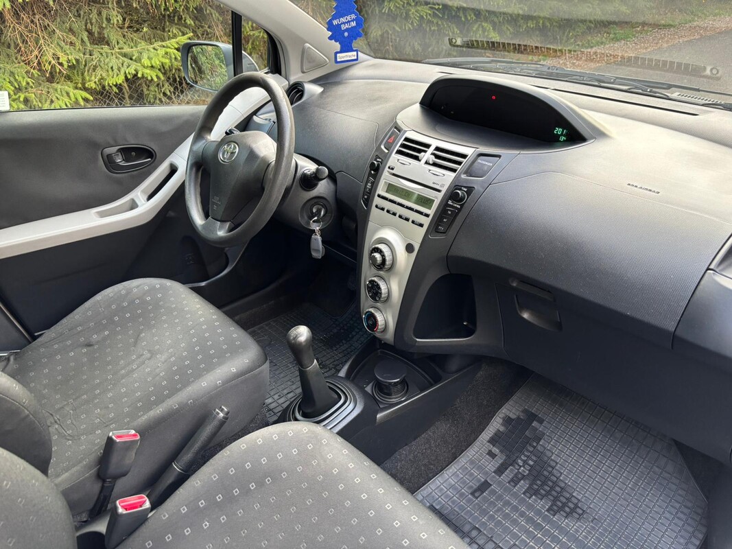 Elbląg Sprzedam TOYOTĘ YARIS II 2008 rok, 1,3 benzyna 87 KM. Przebieg 152 tys. km.
