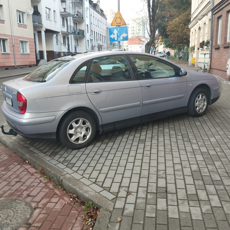 Elbląg Sprzedam Piękny Siwo - Szary Citroen C5 - 1.8 Benzyna - Limuzyna - z Wymienionym ROZRZĄD-em !.
2003 rok,
8 x