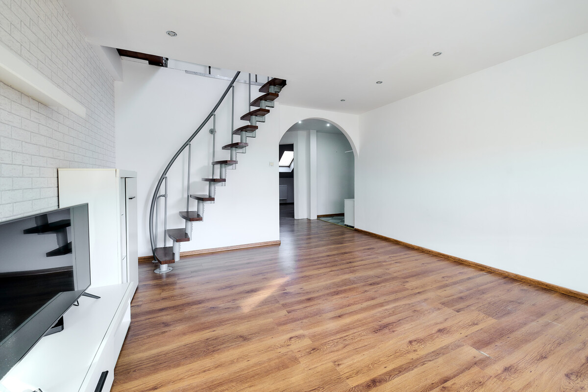 Elbląg Mieszkanie dwupoziomowe w Pasłęku. zobacz film :https://youtu.be/rRed32pFPiE?si=3KXBfNS-w-IWXyZs