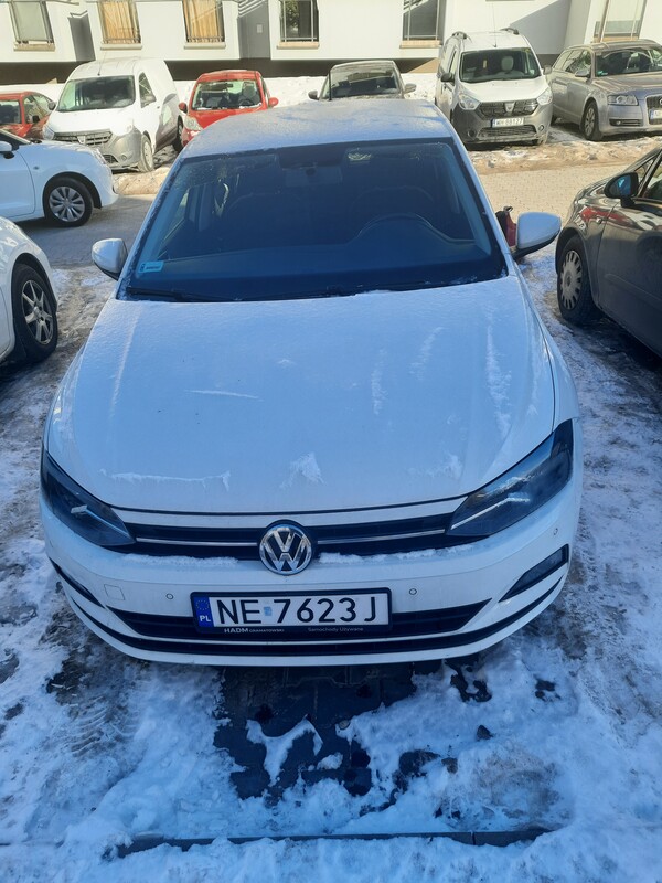 Elbląg Sprzedam Volkswagen Polo VI (rocznik 2018) kolor biały metalizowany, z silnikiem 1.0 MPI (80 KM), z 5-biegową