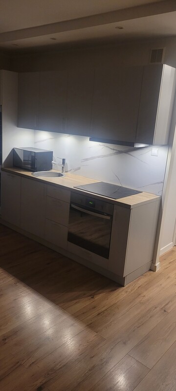 Elbląg Do wynajęcia!!!
Mieszkanie 2 pokojowe z balkonem Elbląg ul. Wiejska przy parku Modrzewia w pełni wyposażone!