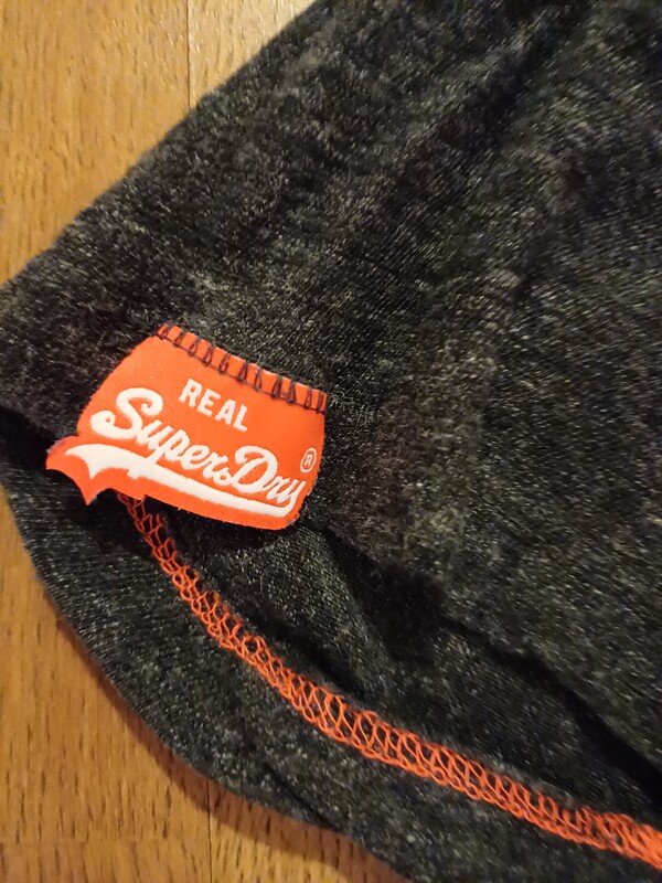 Elbląg Koszulka SUPERDRY rozmiar M stan doskonały beż wad