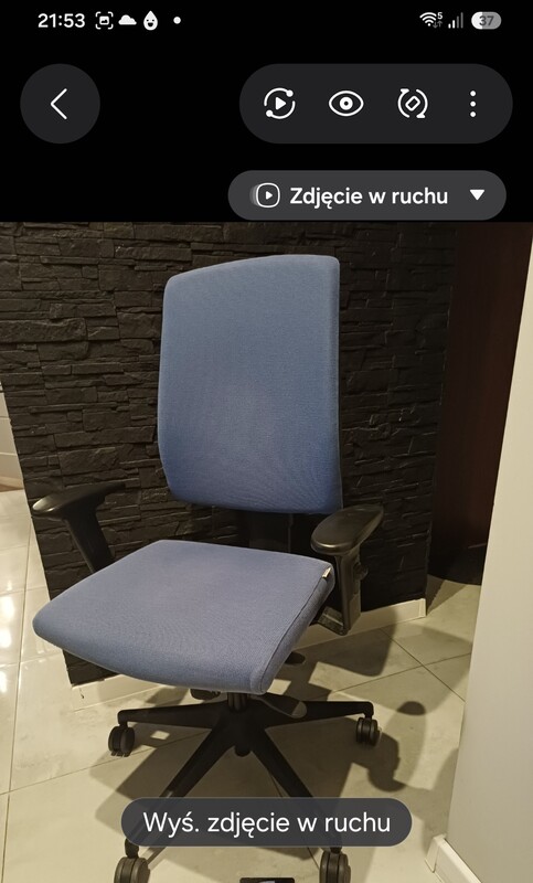 Elbląg Sprzedam używane krzesła do biurka. Krzesła są w dobrym stanie z normalnymi objawami użytkownia, działają w