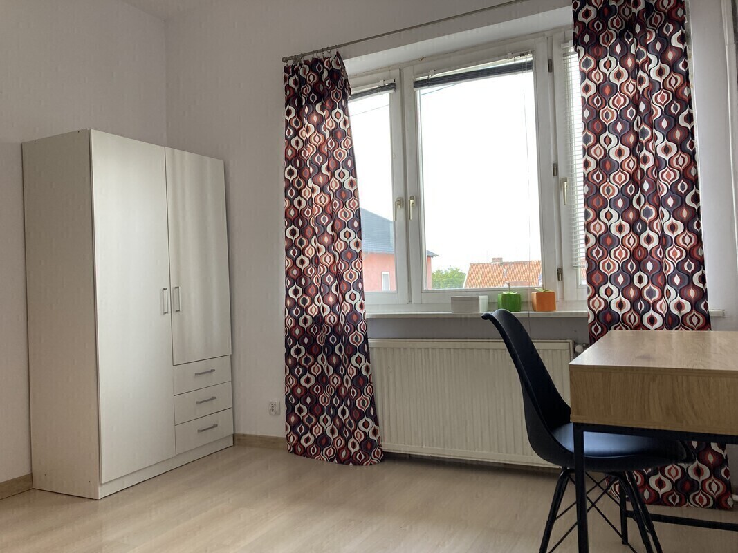 Elbląg Wynajmę&nbsp; pokój&nbsp; osobie niepalącej w domu jednorodzinnym, do dyspozycji kuchnia, dwie łazienki,