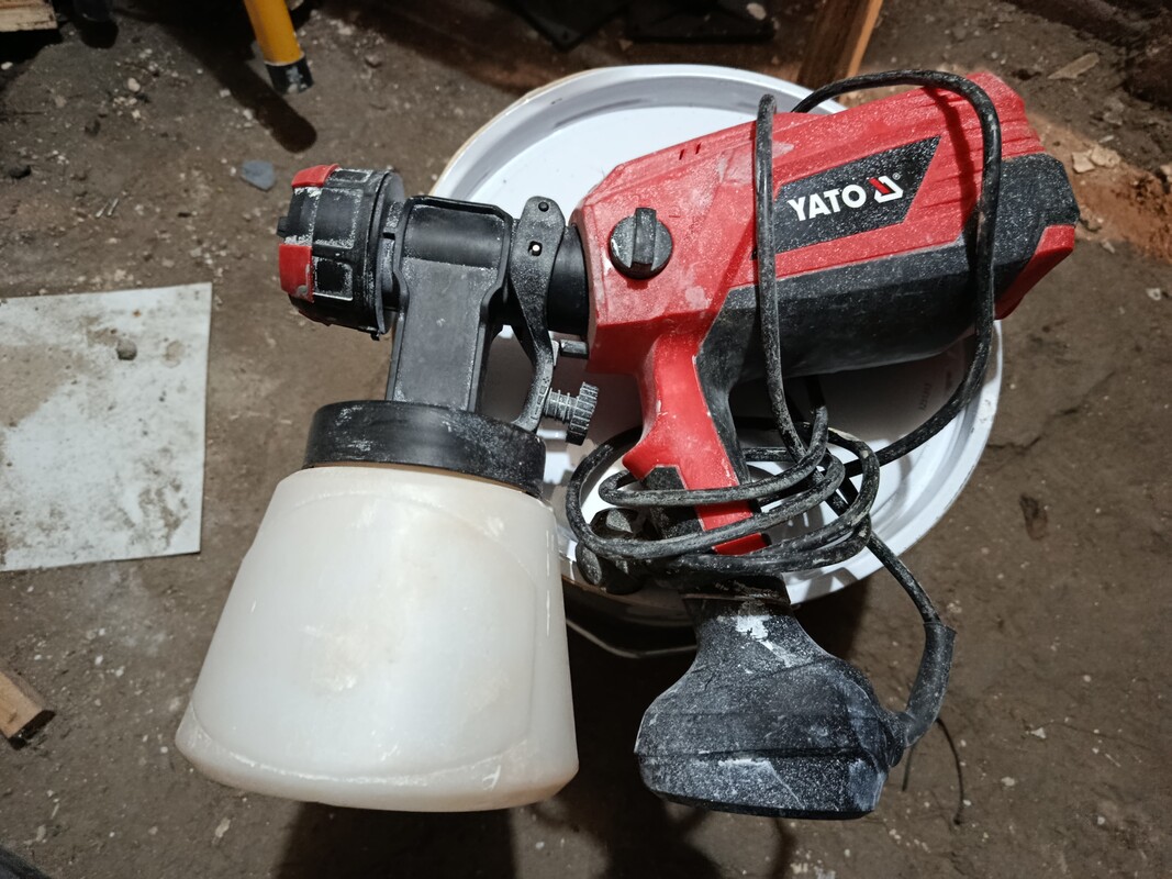 Elbląg Witam posiadam do sprzedania narzędzia budowlane
L-box mini wkrętak Bosch -200zł
Bruzdownica YATO