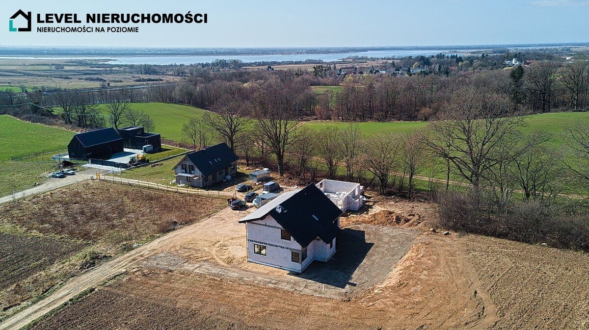 Elbląg LEVEL NIERUCHOMOŚCI Dom z widokiem na Drużno Komorowo Żuławskie NIERUCHOMOŚCI NA POZIOMIE