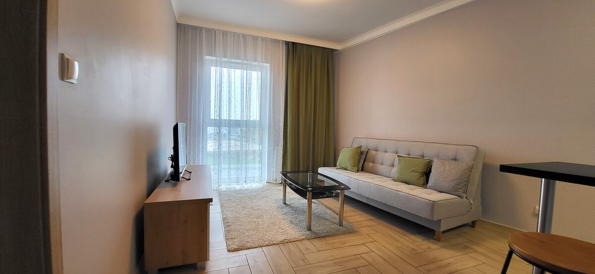 Elbląg KWADRAT NIERUCHOMOŚCImieszkanie 2 pokojowe w Regal ParkuII piętro, windaumeblowane i wyposażonegotowe do