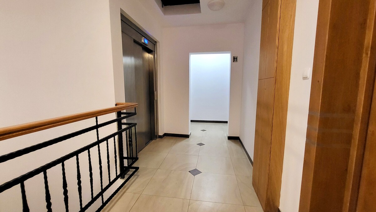 Elbląg KWADRAT NIERUCHOMOŚCI2 pokoje, 71 m2apartamentowiec z 2020 r. IV ostatnie piętro - windamedia z