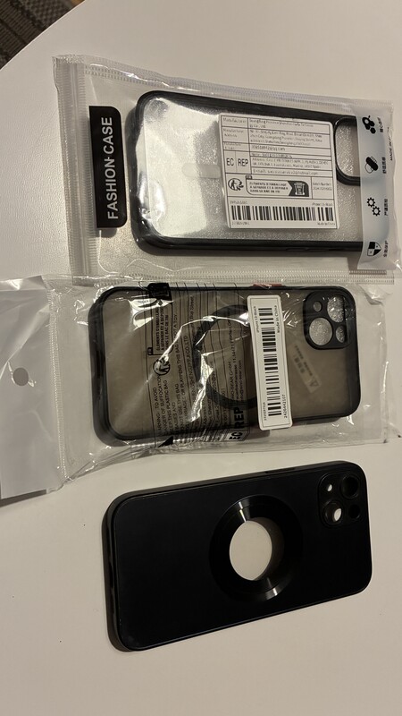 Elbląg Sprzedam IPHONE 13.128 gb. Stan idealny, pojemność baterii 87%
Gratis 3x etui, oryginale pudełko.